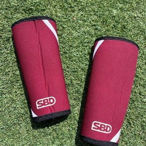 SBD Apparel Powerlifting Phoenix Red Knee Sleeves 7 mm XS